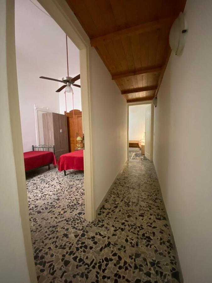 A Casa Di Mamma Apartment Alghero Bagian luar foto